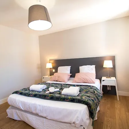 Apartment Le Saint Gimer, Terrasse Privee Avec Vue Cite *